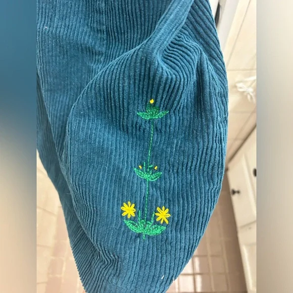 Blue mini dress with small flower detail - Picture 4 of 4